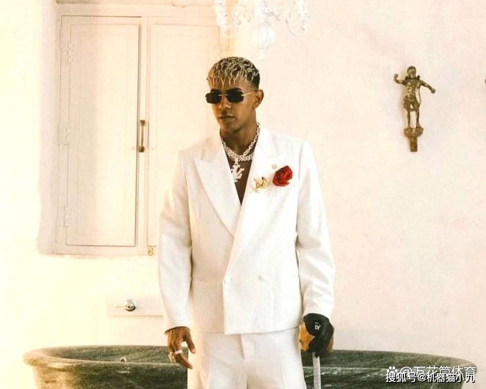 从足坛的整, 场时间, 弗洛伦蒂诺 从足坛的整, 场时间, 弗洛伦蒂诺