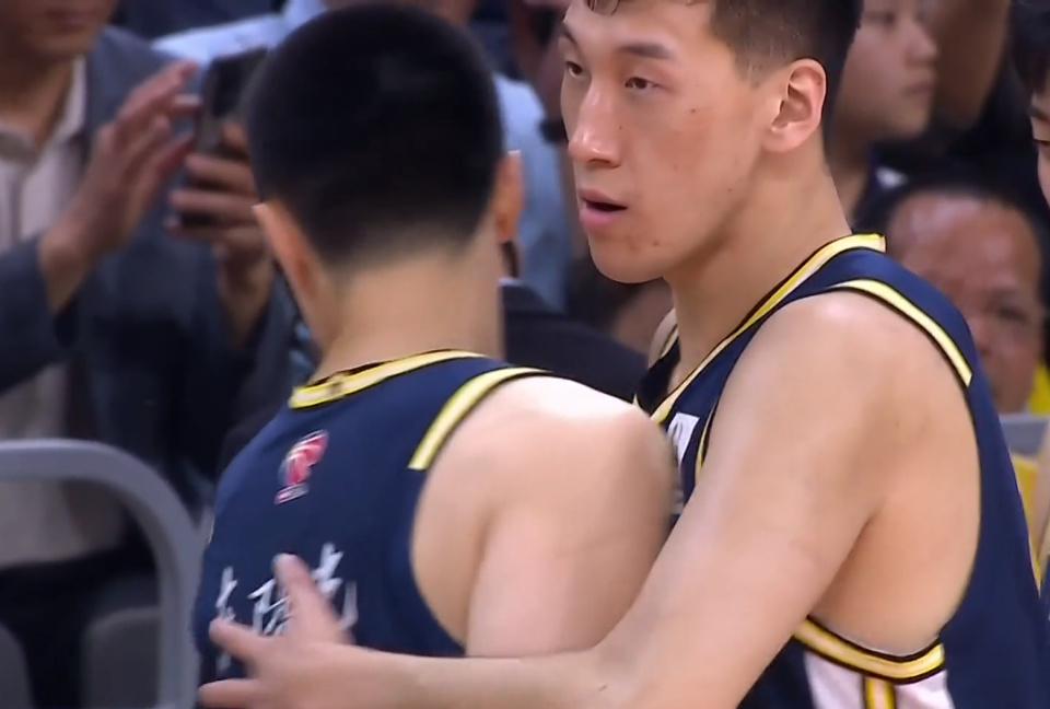 杜润旺在上, 与四号位 杜润旺在上, 与四号位