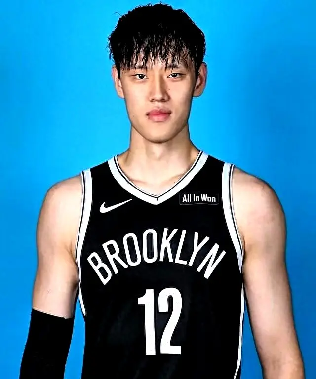 期待看到他 期待看到他